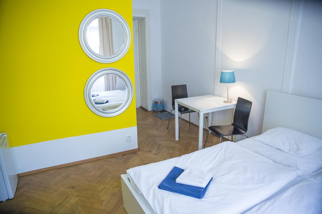 Hostal Budget *